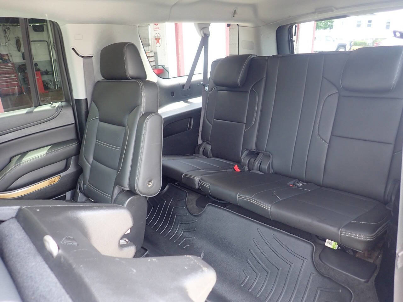 Used 2017 GMC Yukon XL Denali w/ Open Road Package image 23