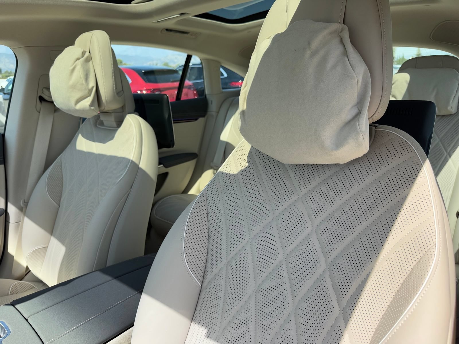 New 2026 Mercedes-Benz EQS 580 4MATIC Sedan image 16