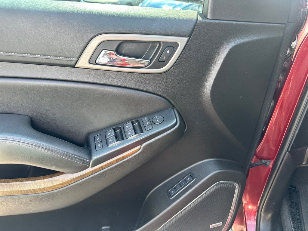 Used 2019 GMC Yukon XL Denali RWD image 12