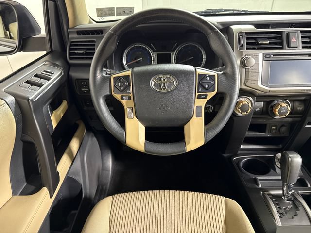 Used 2019 Toyota 4Runner SR5 AWD/4WD image 24