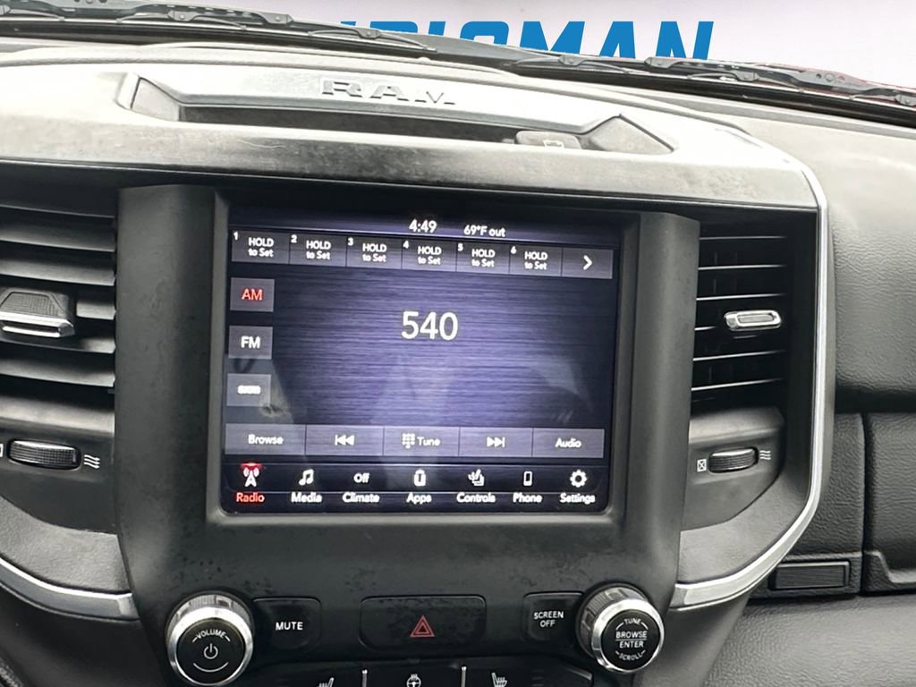 Used 2021 RAM 1500 Big Horn image 14