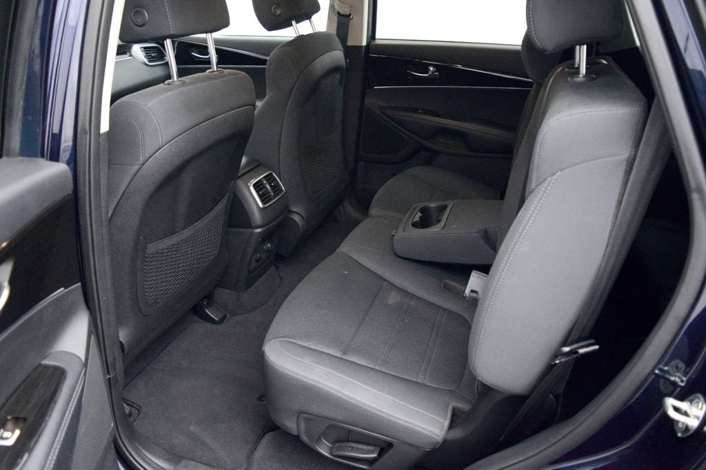 Used 2020 Kia Sorento LX w/ LX I4 Convenience Package AWD/4WD image 12