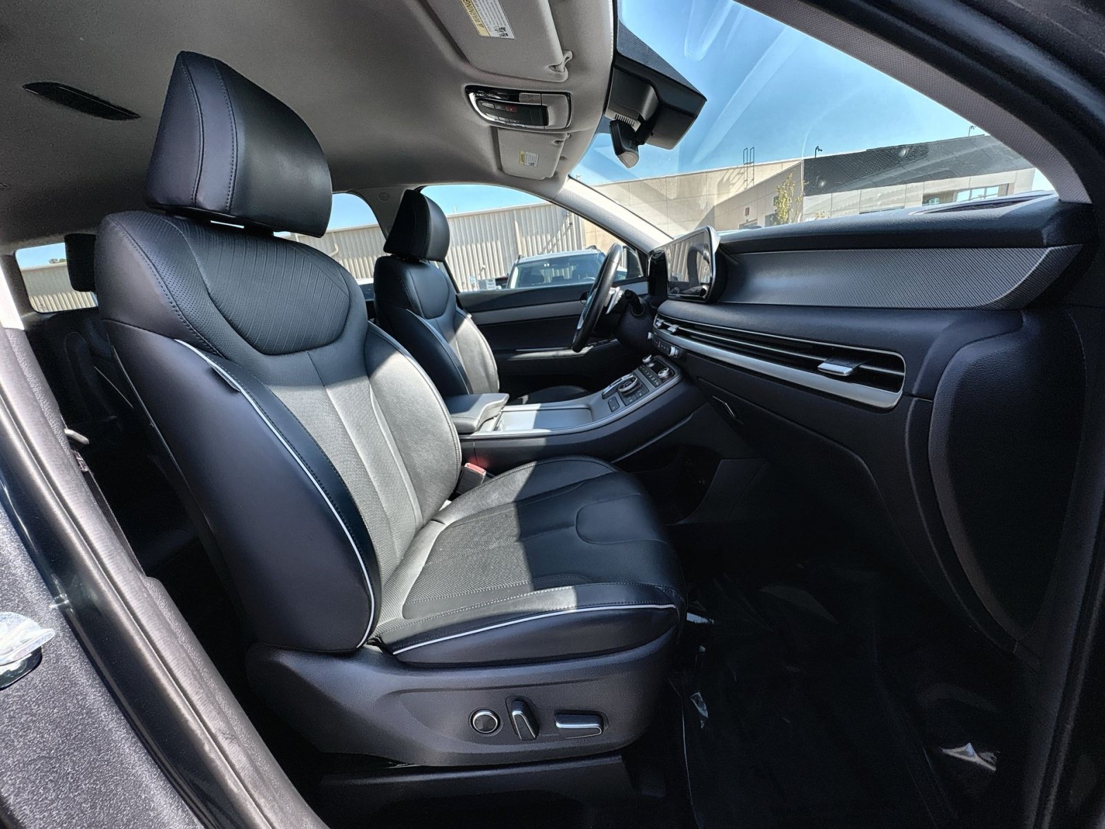 Certified 2025 Hyundai Palisade SEL AWD/4WD image 27