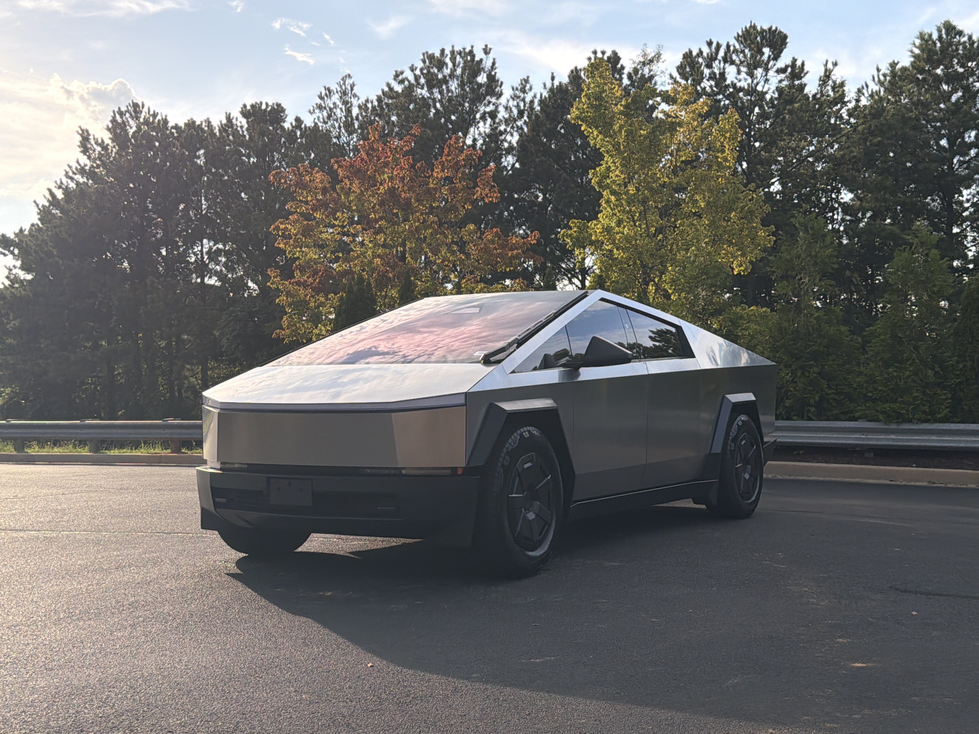 Used 2024 Tesla Cybertruck Cyberbeast AWD/4WD image 12