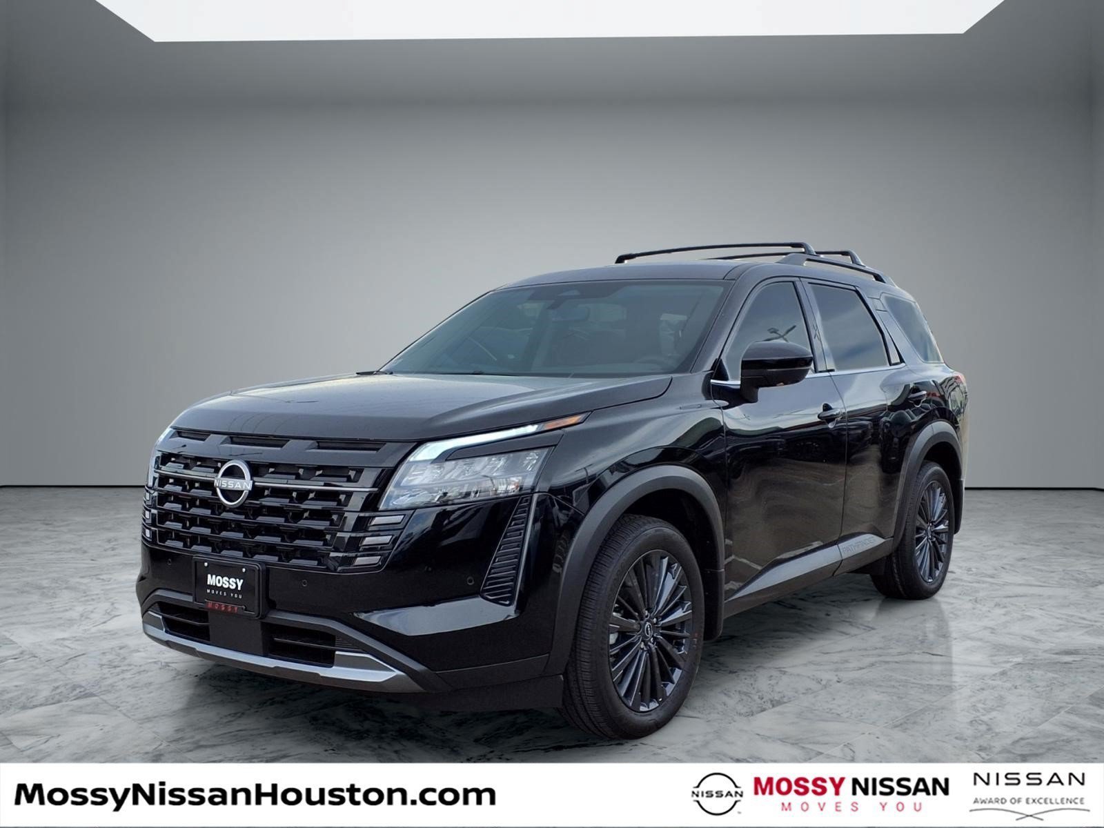New 2026 Nissan Pathfinder SL w/ SL Premium Package FWD image 4