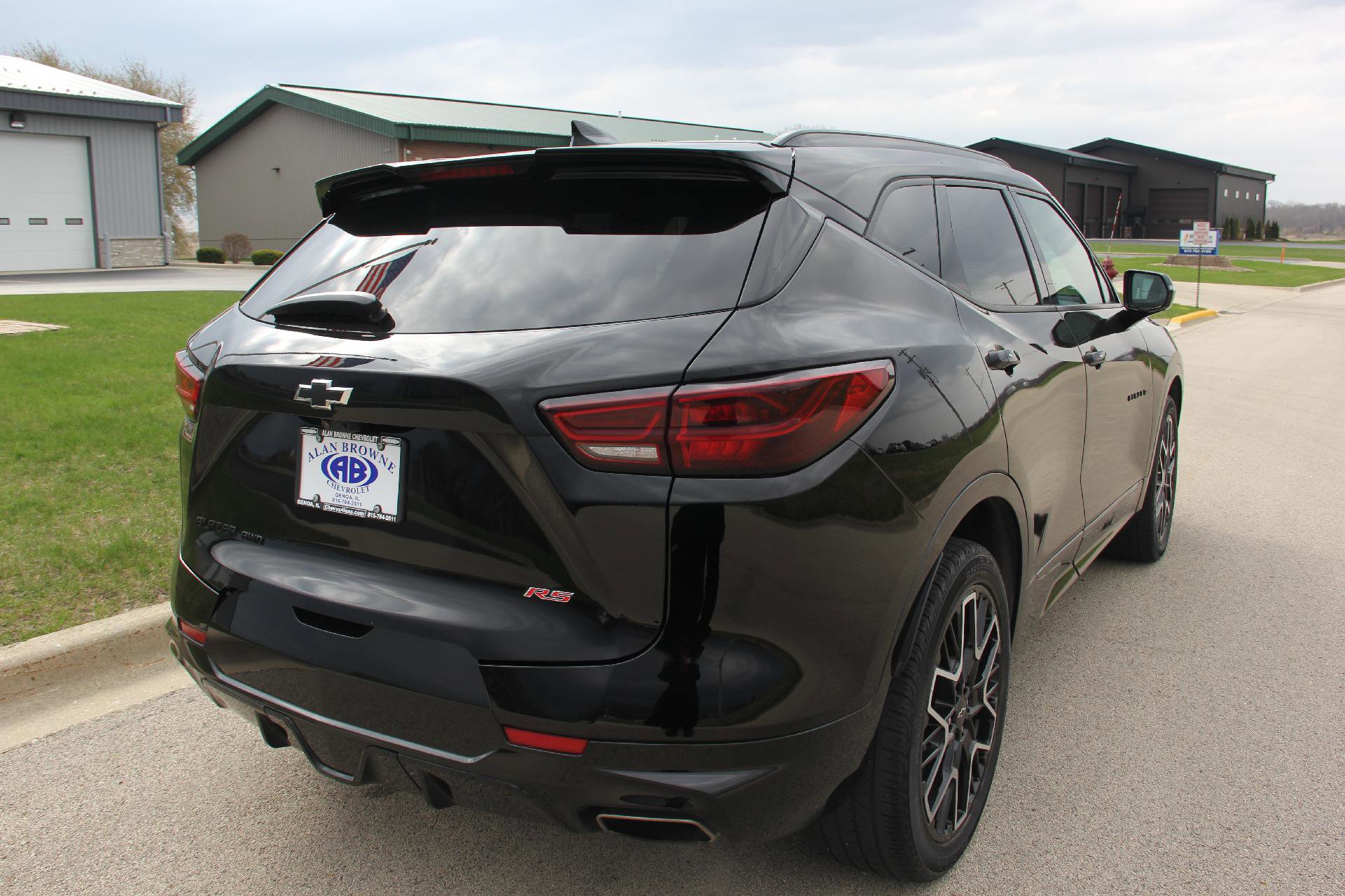 Certified 2023 Chevrolet Blazer RS w/ Driver Confidence II Package image 8