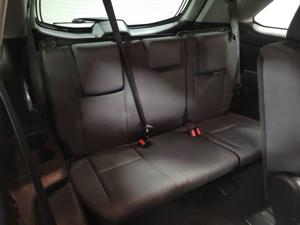 Used 2019 Toyota Highlander LE image 23