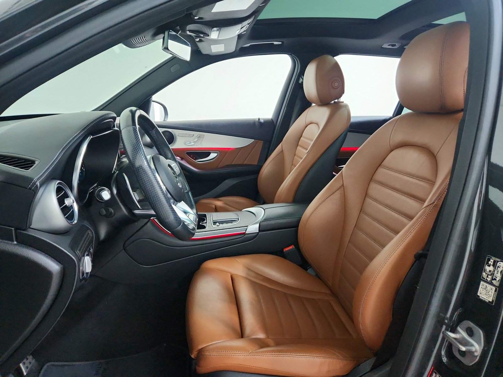 Certified 2022 Mercedes-Benz GLC 43 AMG 4MATIC image 19