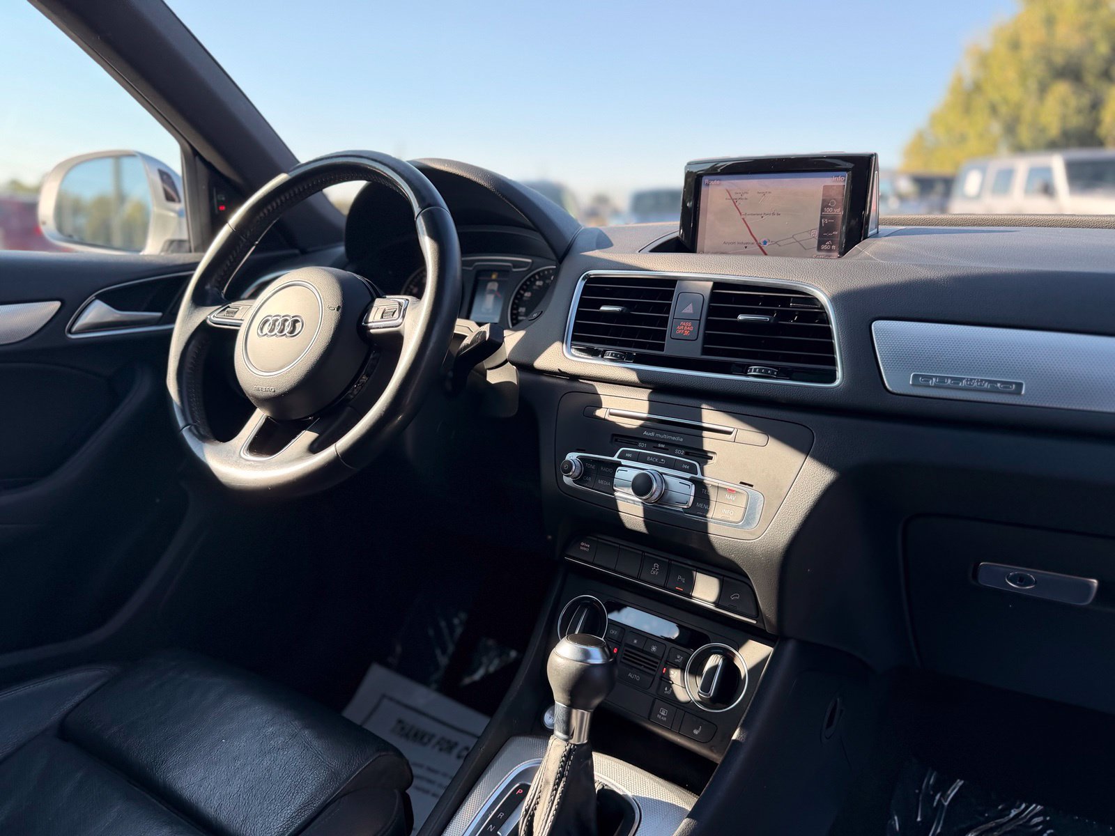 Used 2018 Audi Q3 2.0T Premium Plus w/ Premium Plus Package AWD/4WD image 38
