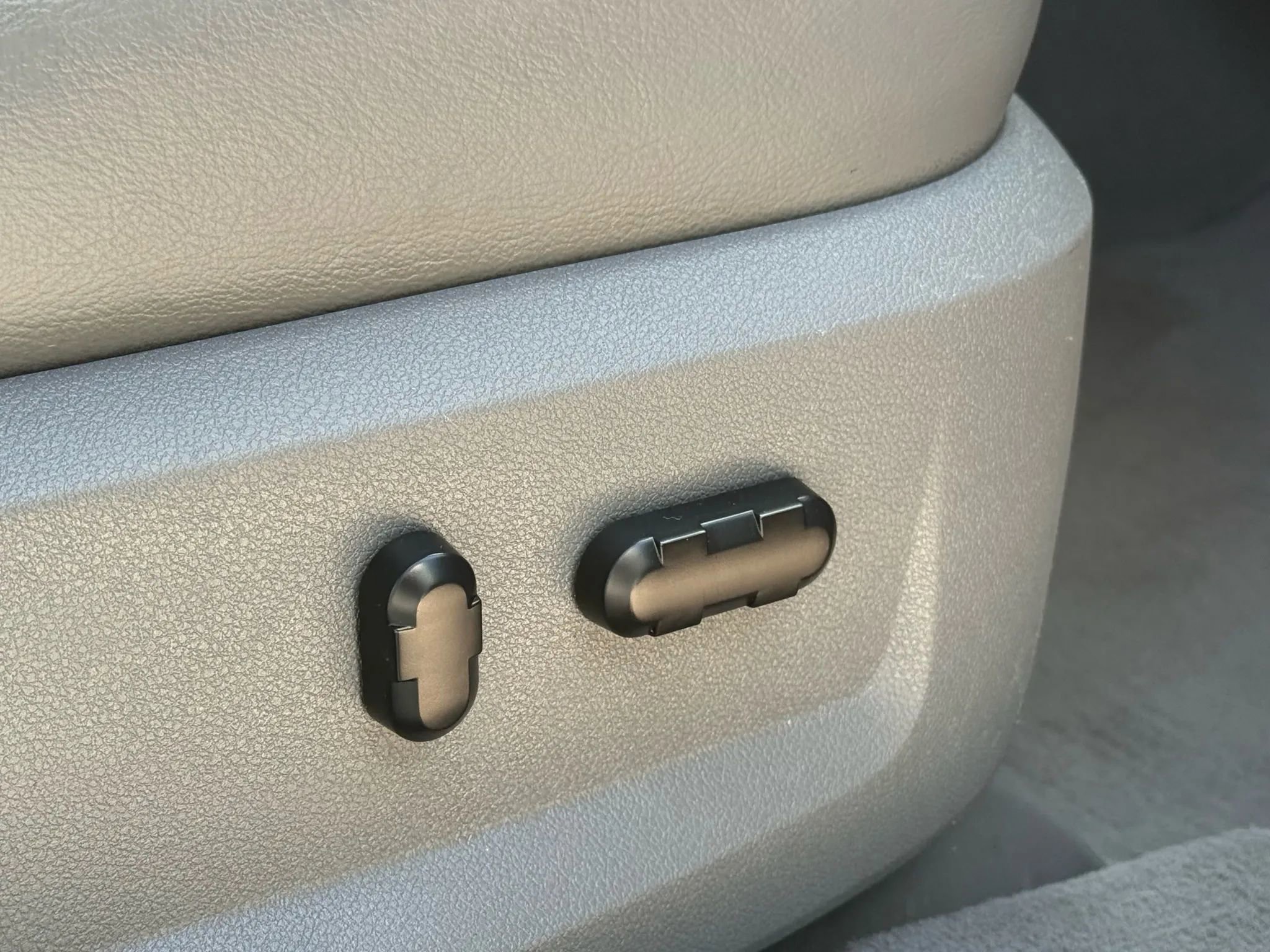 Used 2006 Mercury Montego Premier image 27