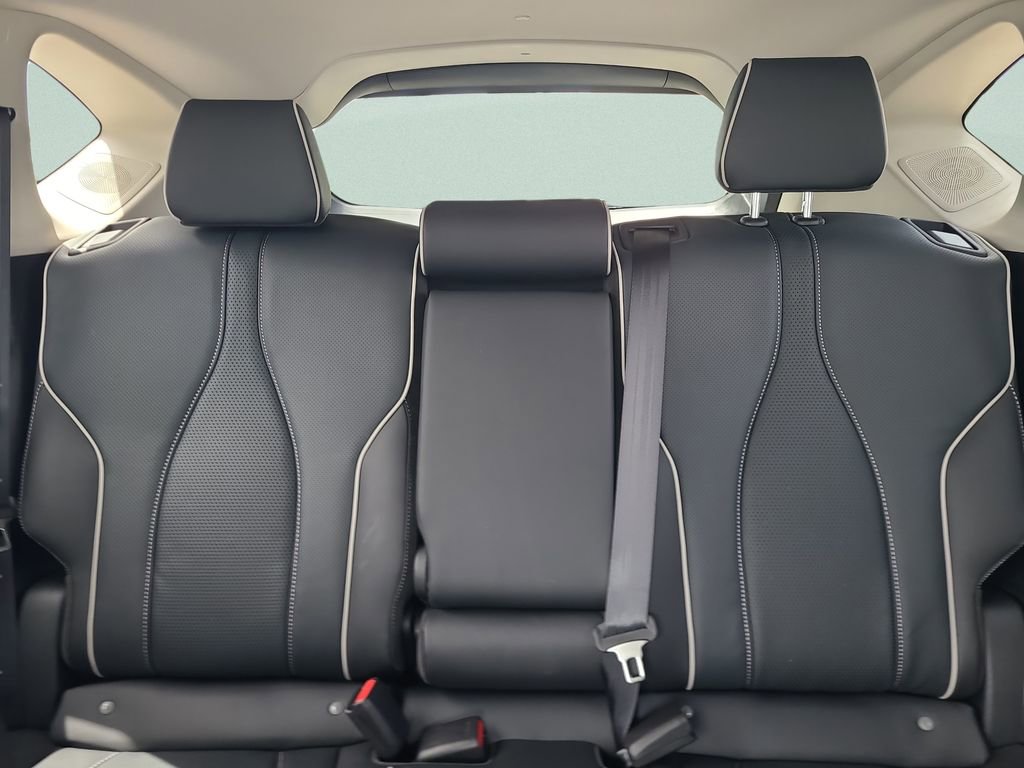 New 2026 Acura RDX SH-AWD w/ Advance Package image 13