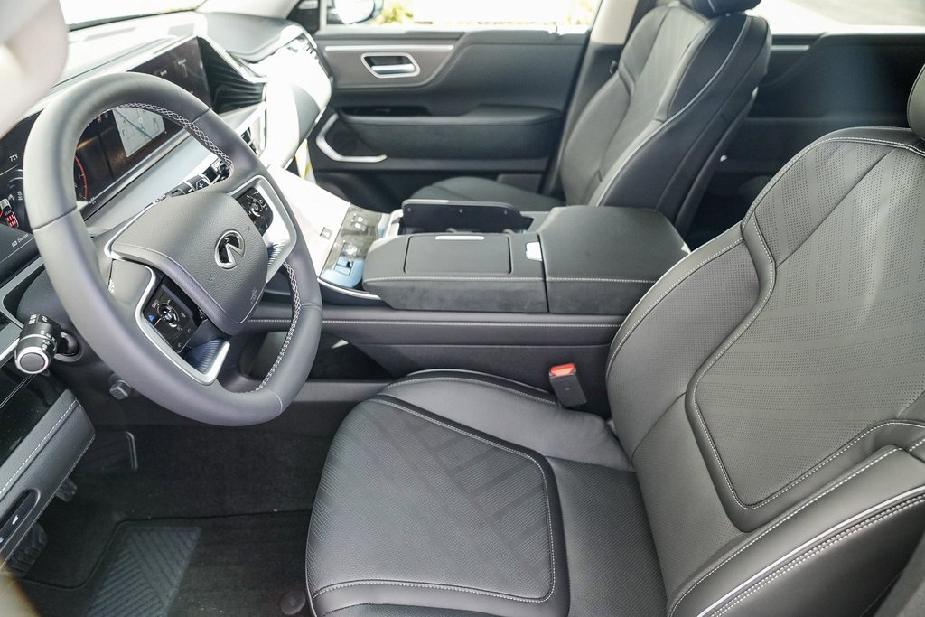 New 2026 INFINITI QX80 Luxe w/ Cargo Package image 17