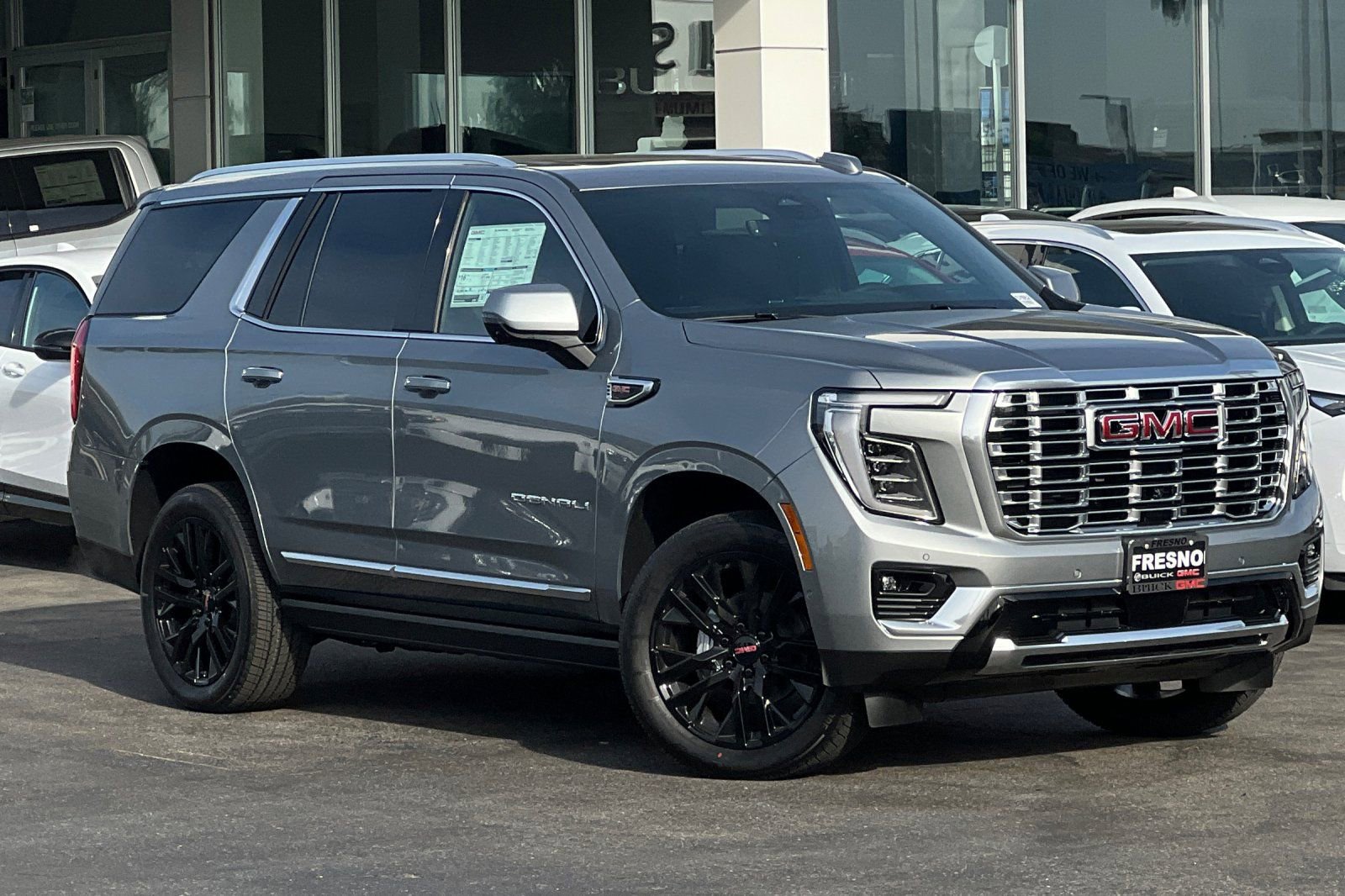 New 2026 GMC Yukon Denali w/ Denali Reserve Package image 2