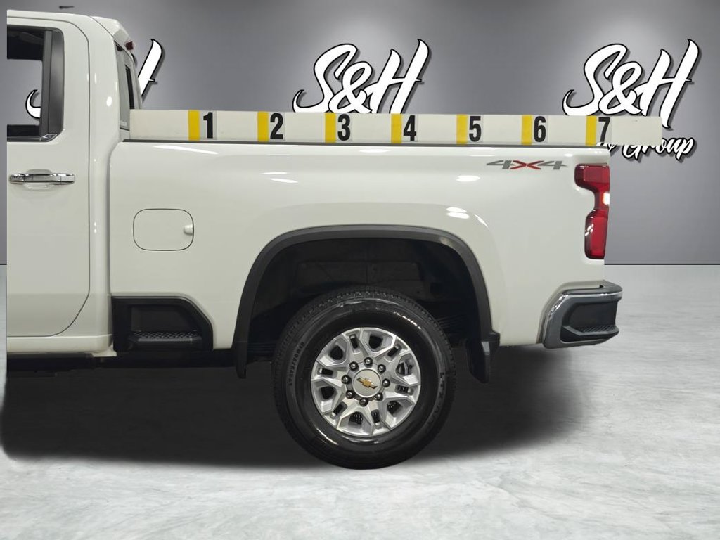 Used 2021 Chevrolet Silverado 2500 LTZ w/ LTZ Convenience Package AWD/4WD image 33
