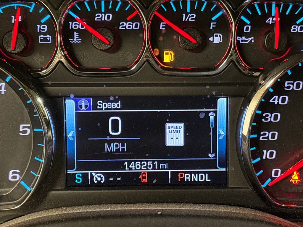 Used 2017 GMC Yukon SLT w/ Open Road Package image 37