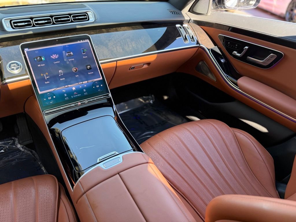 Used 2023 Mercedes-Benz S 500 4MATIC w/ Warmth & Comfort Package image 40