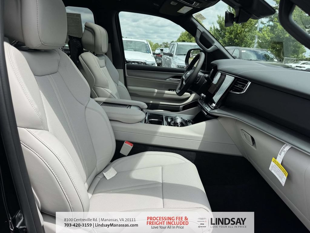 New 2026 Jeep Grand Wagoneer L Limited AWD/4WD image 13