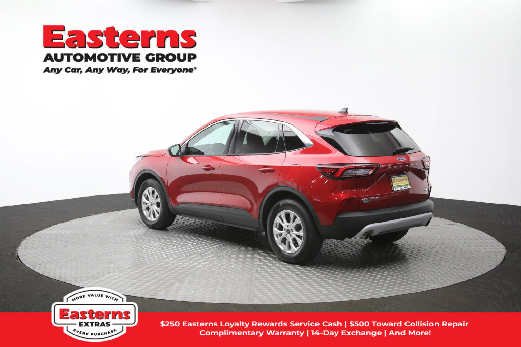 Used 2023 Ford Escape Active AWD/4WD image 65