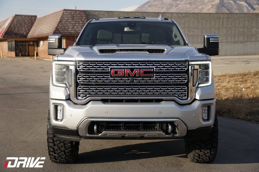 Used 2022 GMC Sierra 3500 Denali image 5