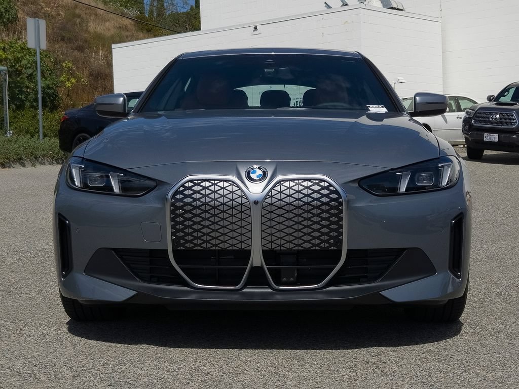 New 2026 BMW i4 eDrive40 w/ Premium Package RWD image 3