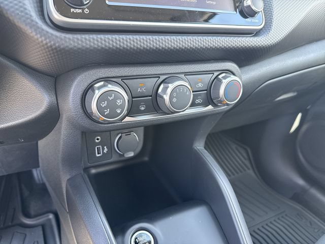 New 2025 Nissan Kicks Play S FWD image 21