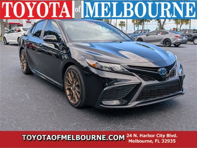 Used 2023 Toyota Camry SE w/ Convenience Package