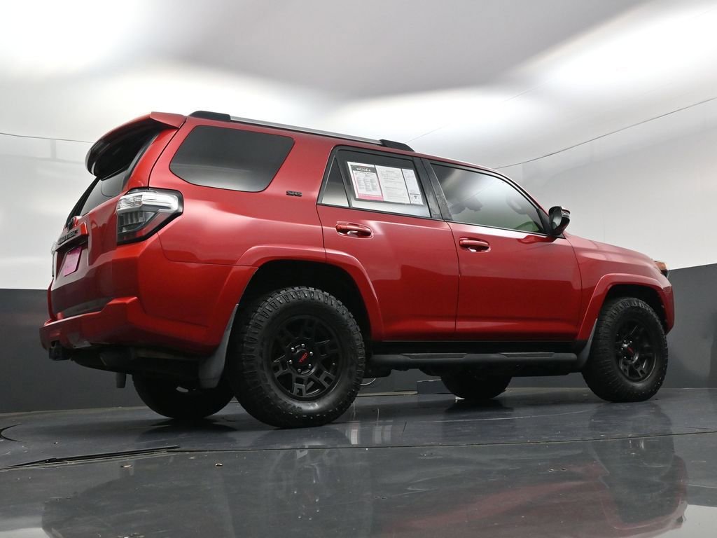 Used 2020 Toyota 4Runner SR5 Premium RWD image 19