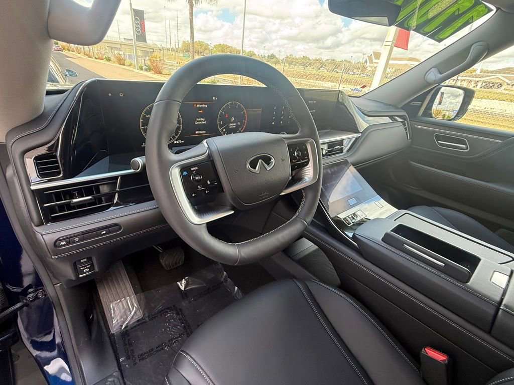 Used 2025 INFINITI QX80 Pure image 17