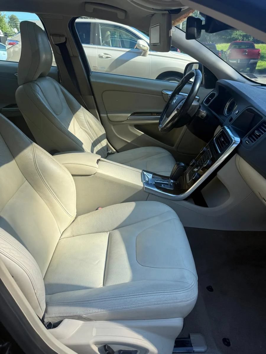 Used 2012 Volvo S60 T5 FWD image 20