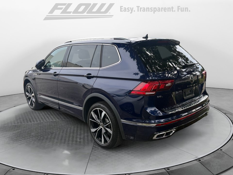 Certified 2022 Volkswagen Tiguan SEL R-Line AWD/4WD image 5
