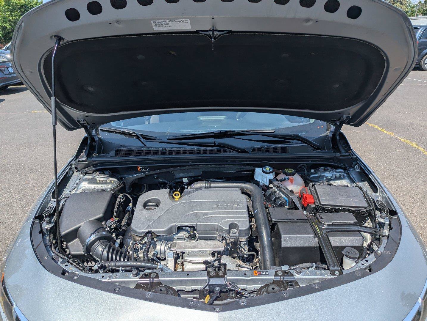 Used 2023 Chevrolet Malibu LT FWD image 35