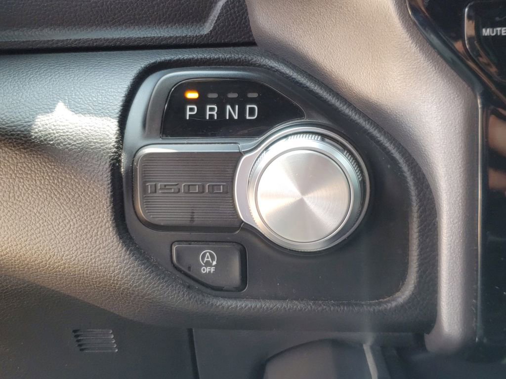Used 2023 RAM 1500 Laramie RWD image 28