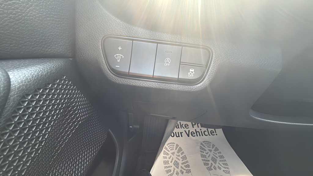 Used 2024 Kia Seltos EX AWD/4WD image 27