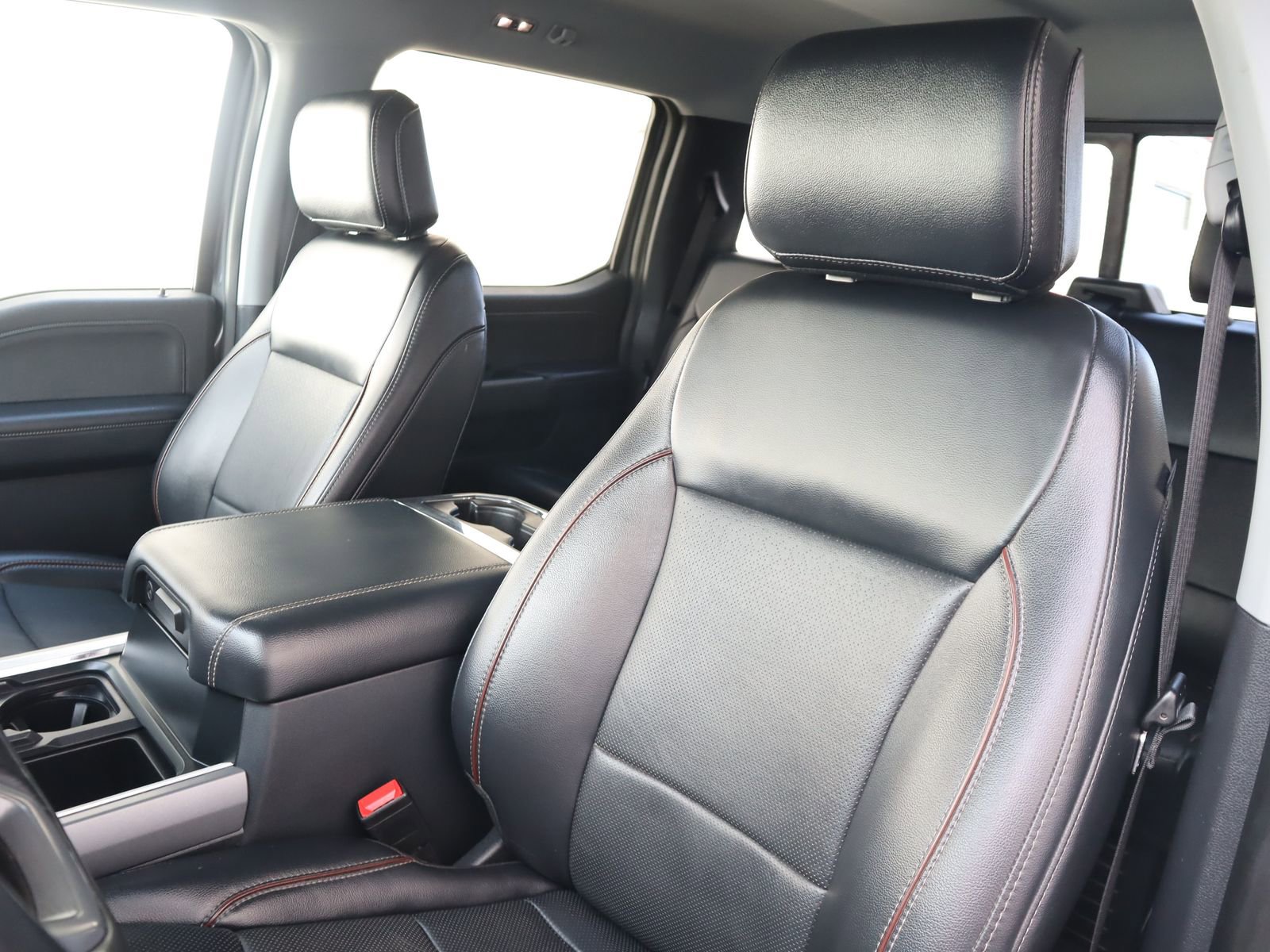 Used 2024 Ford F250 Lariat image 25