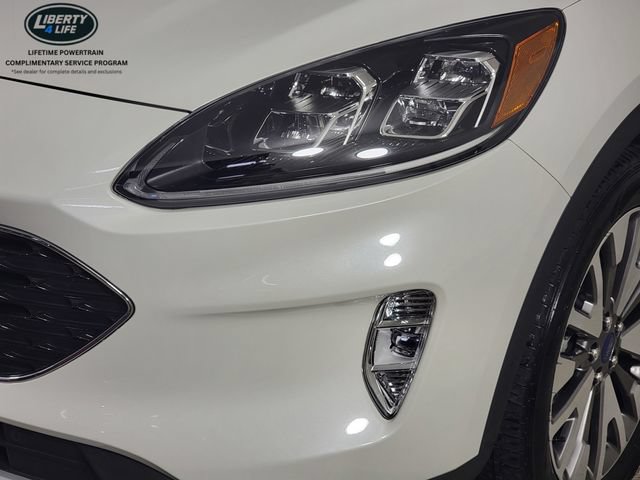 Certified 2022 Ford Escape Titanium w/ Class II Trailer Tow Package AWD/4WD image 10