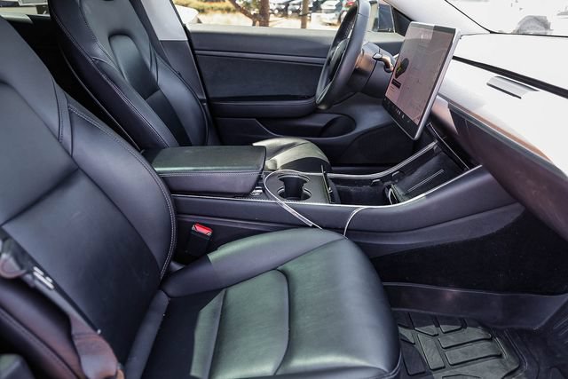 Used 2020 Tesla Model 3 Standard Range Plus RWD image 20