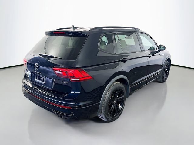 Used 2023 Volkswagen Tiguan SE R-Line image 8