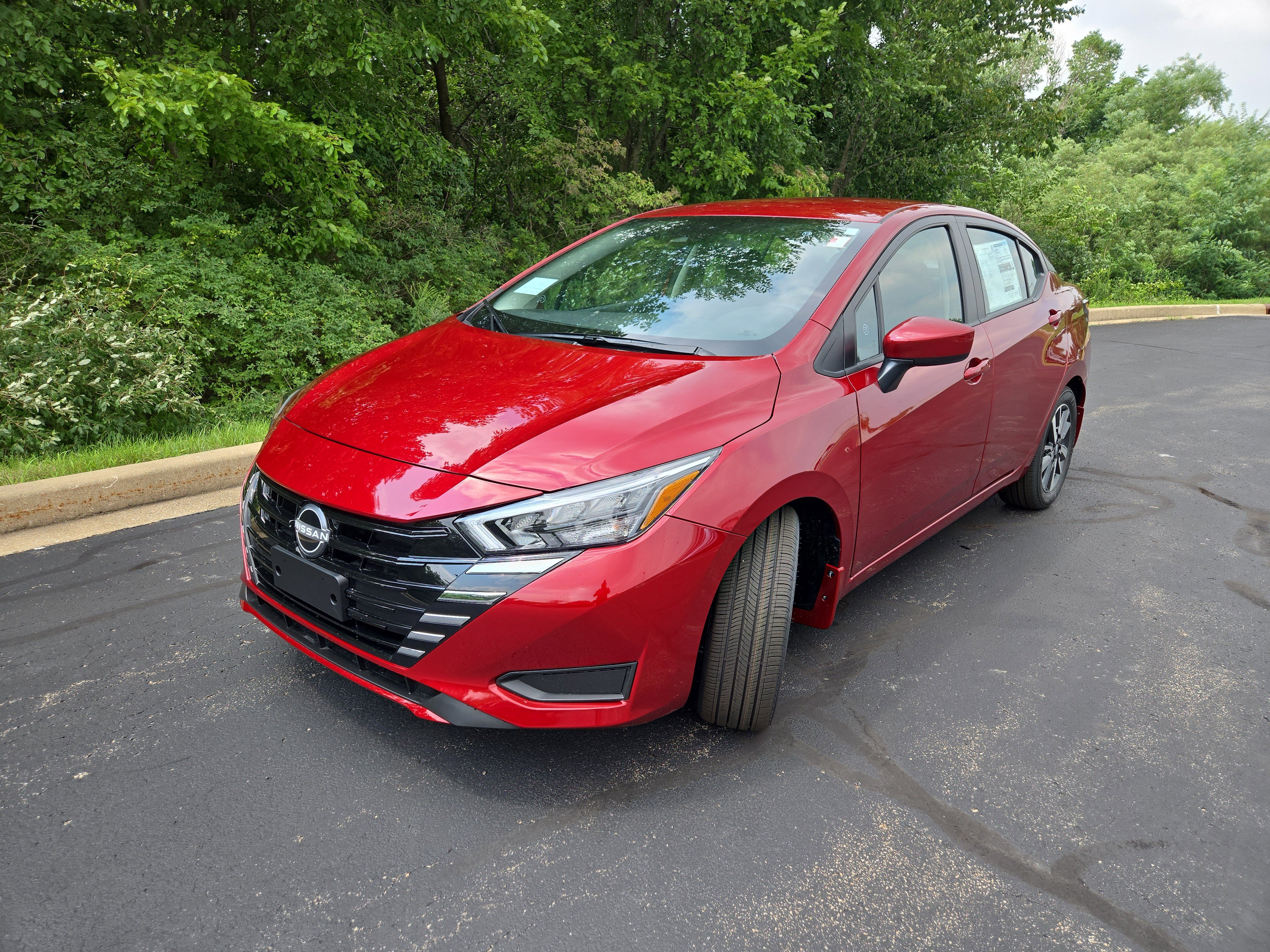 New 2025 Nissan Versa SV w/ Trunk Package image 4