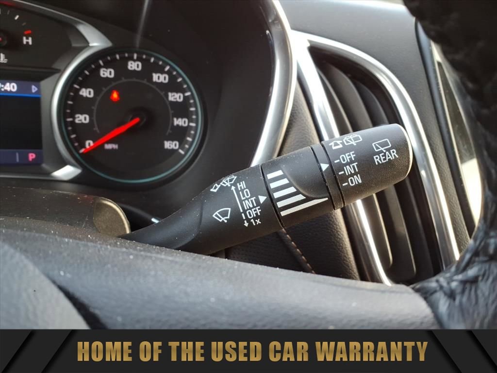 Used 2020 Chevrolet Equinox Premier image 32