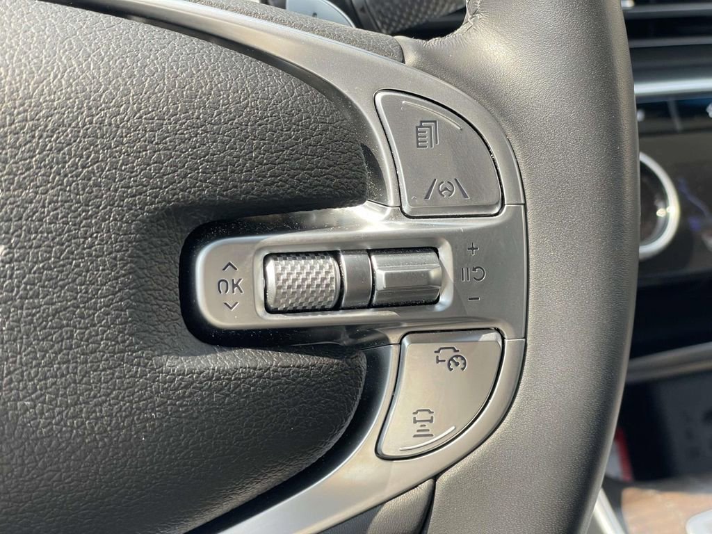 Used 2024 Genesis GV80 3.5T image 9