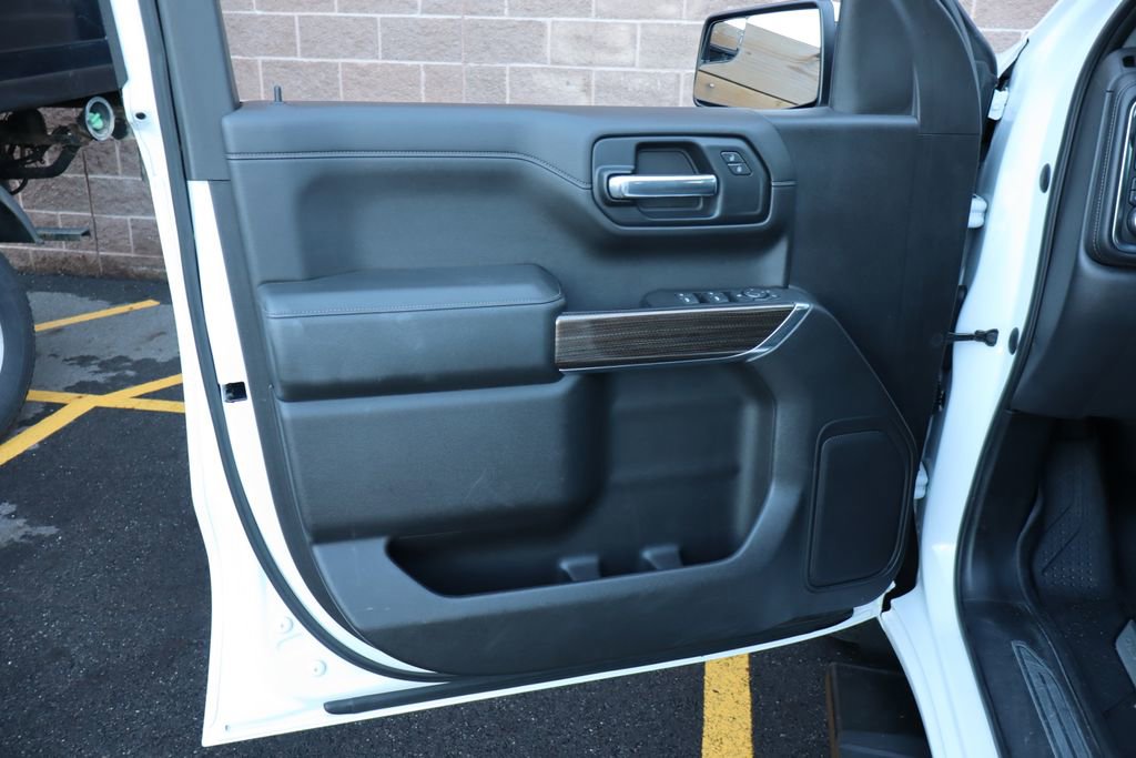 Used 2019 Chevrolet Silverado 1500 LT w/ Texas Edition AWD/4WD image 11