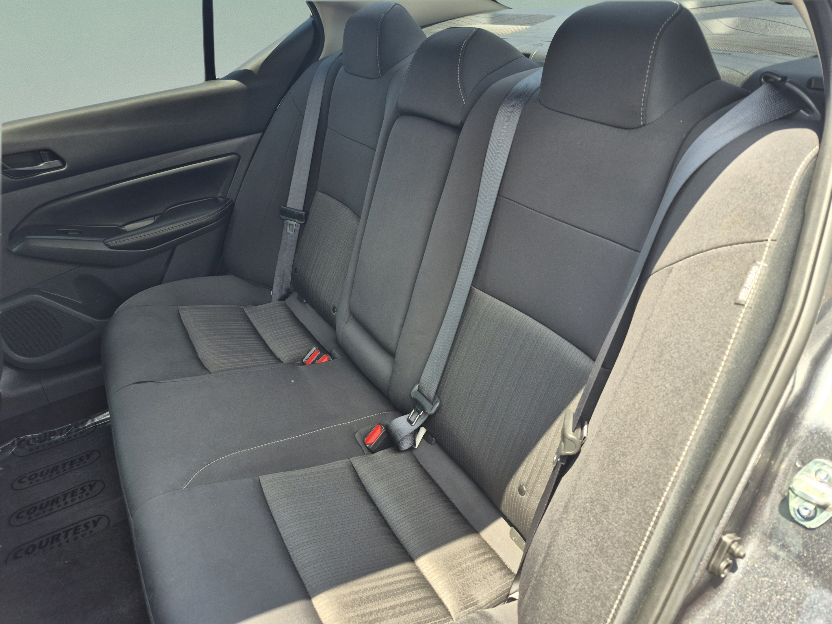 Certified 2025 Nissan Altima 2.5 SV FWD image 17