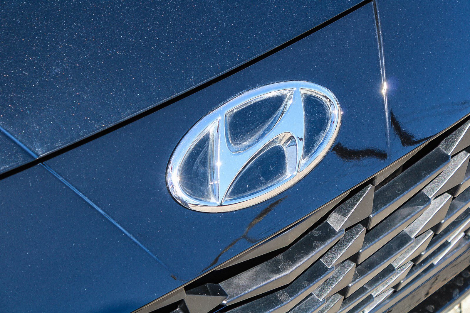Used 2023 Hyundai Elantra SE FWD image 6