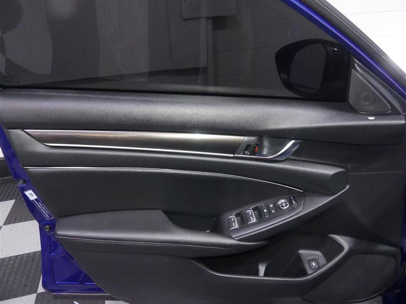 Used 2021 Honda Accord Sport image 18
