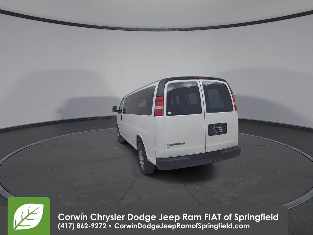 Used 2023 Chevrolet Express 3500 LS RWD image 12