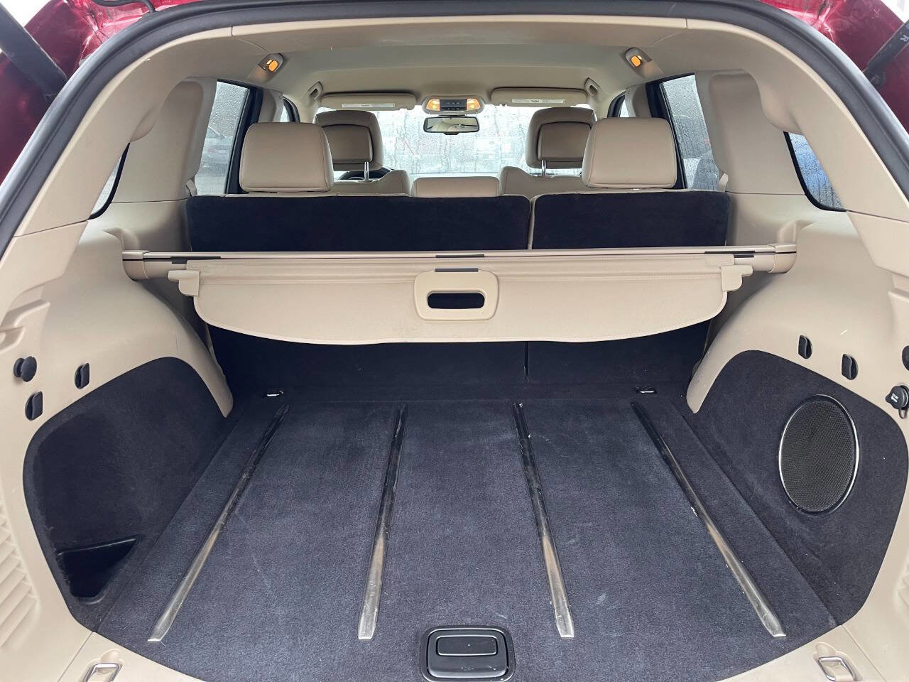 Used 2014 Jeep Grand Cherokee Limited image 11