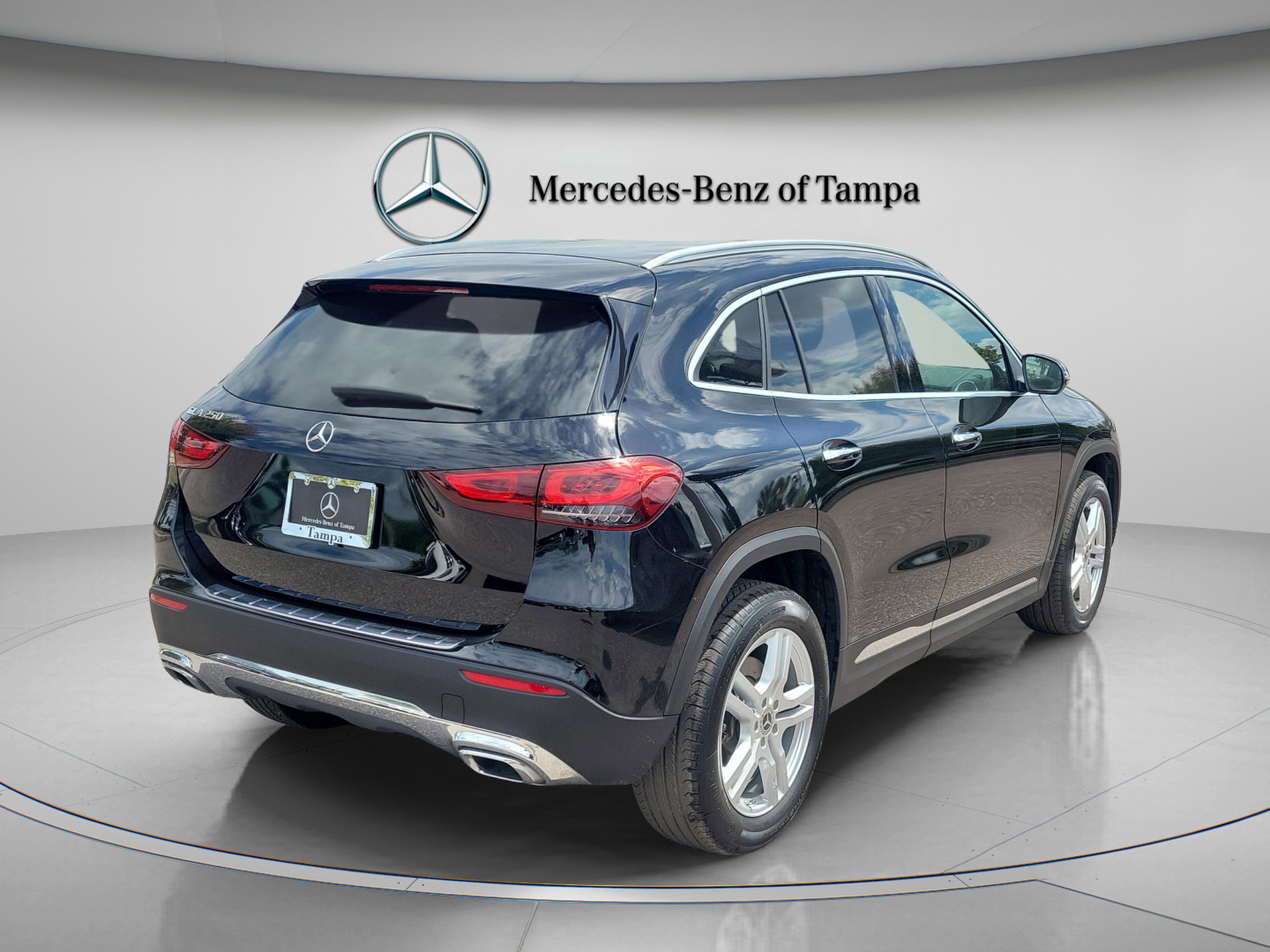 Certified 2022 Mercedes-Benz GLA 250 image 3
