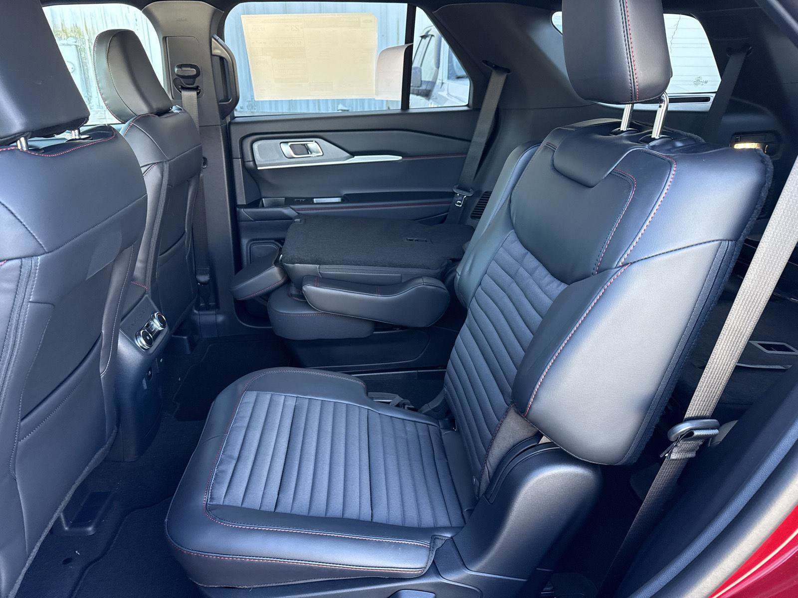 New 2026 Ford Explorer ST-Line image 13