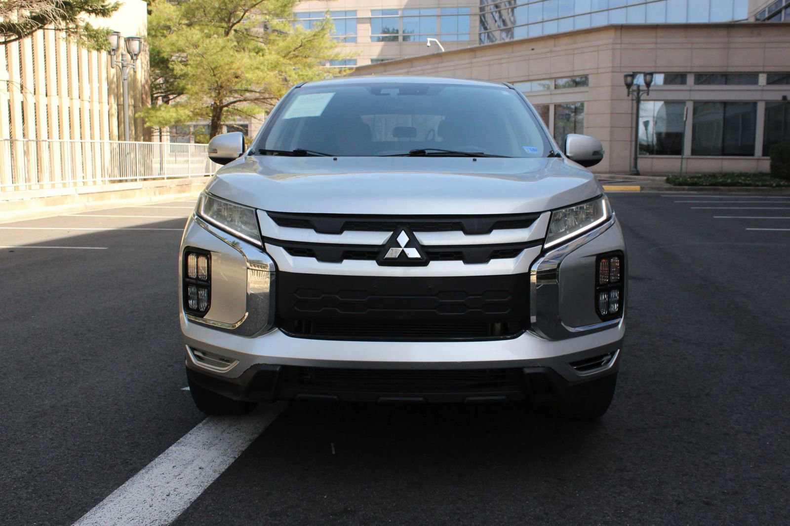 Used 2021 Mitsubishi Outlander Sport SE FWD image 3