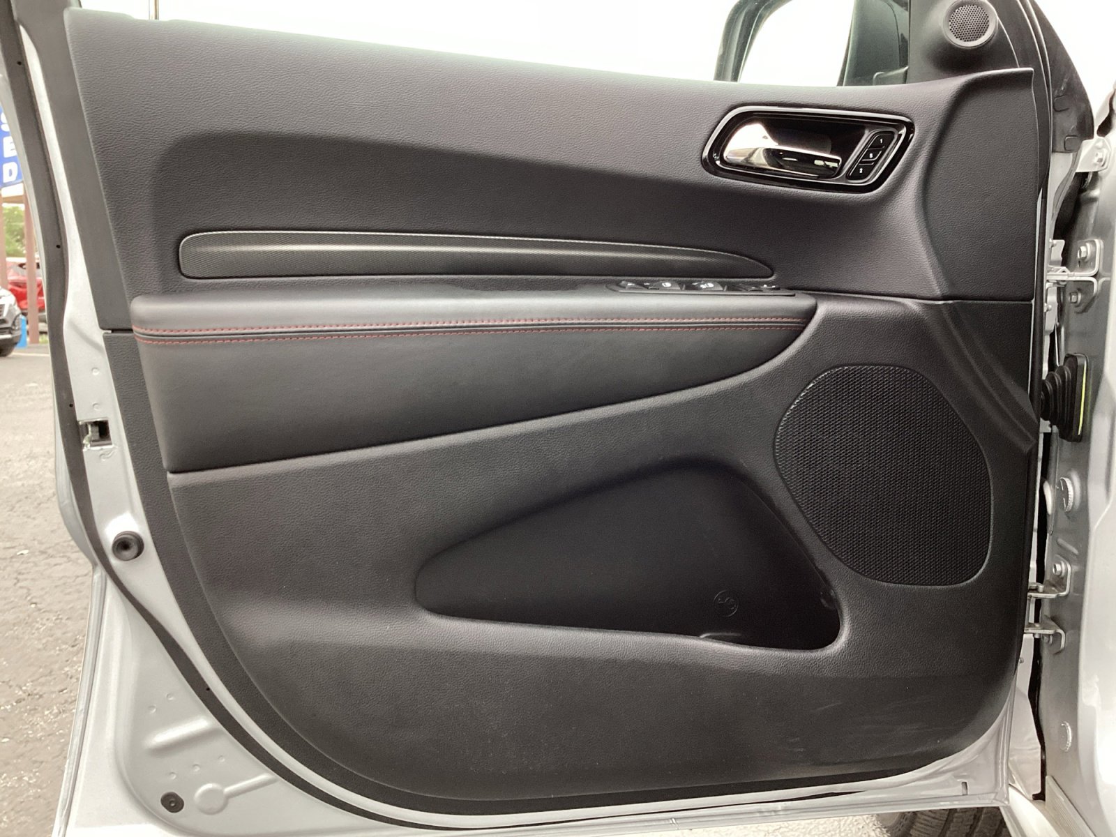 Used 2023 Dodge Durango GT image 34